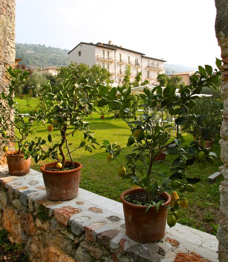 Hotel Belvedere Torri Del Benaco Extérieur photo